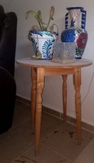Mesa auxiliar alta