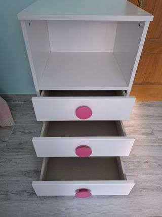 Cajonera muy espaciosa 89 alto x 54 cm fondo