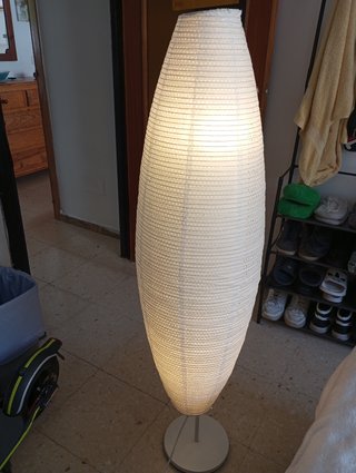 Lampara de pie