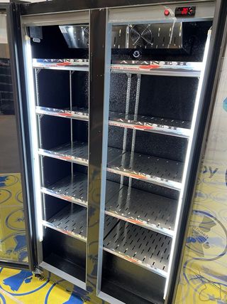 NEVERA AFANEH DE 2 PUERTAS MODELO FLORIDA-NEGRA