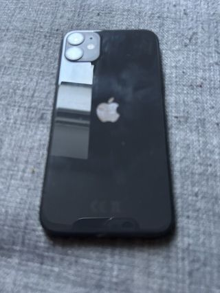 ➤ iPhone 11 64 GB - nero