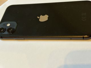 ➤ iPhone 11 64 GB - nero