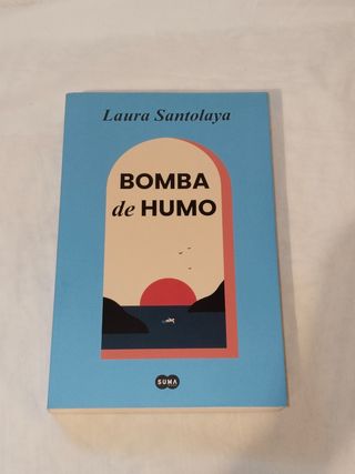 Libro Bomba de humo Laura Santolaya