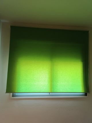 Estor enrollable verde