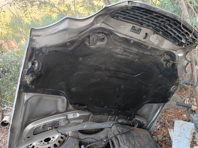 Capó Delantero Mercedes C 200