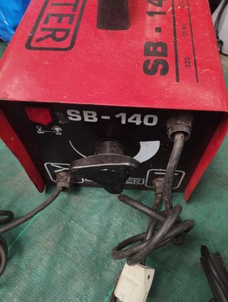 Máquina de soldar soldar solter  140 (local)