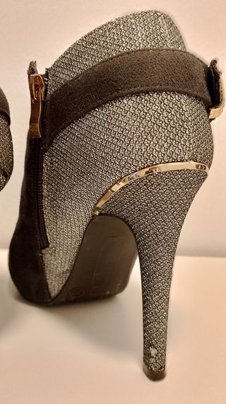 2 paia di Scarpe stile anni 80 tacco 10 cm