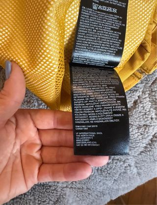 Chubasquero The North Face amarillo 