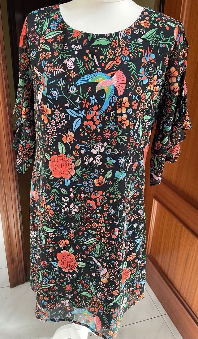 Vestido flores corto