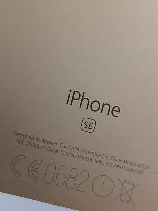 iPhone SE (2016)