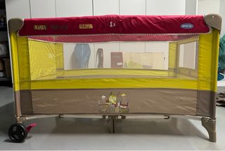 Cuna Portátil Jané y Colchón de Viaje Goli