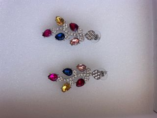 Pendientes largos elegantes