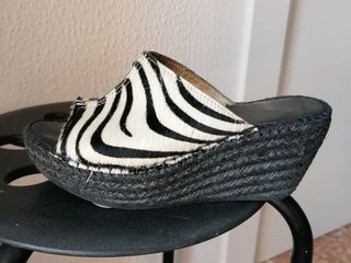 SANDALIAS PIEL GLORIA ORTIZ