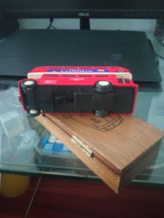 Autobús souvenir Londres