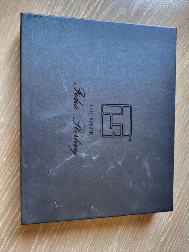 Set di due cornici portafoto in argento