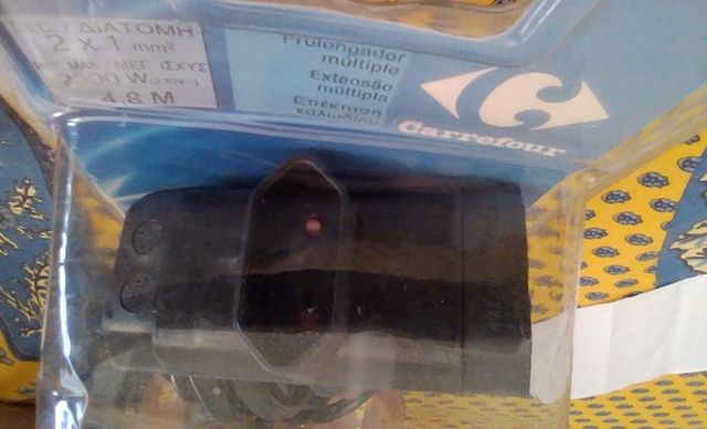 Alargador-adaptador 3 tomas para enchufe estrechos