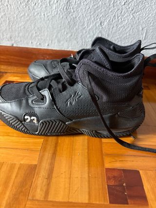 Zapatillas Jordan niño talla 38