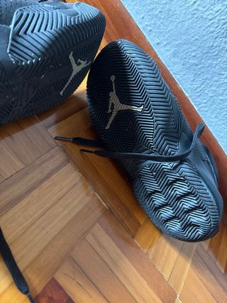 Zapatillas Jordan niño talla 38