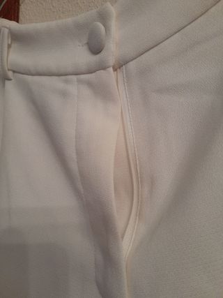 Bermuda blanca 