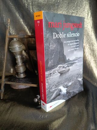 Doble silencio