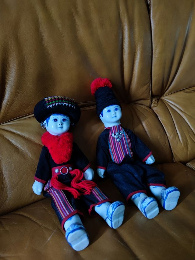 Muñecas antiguas de porcelana