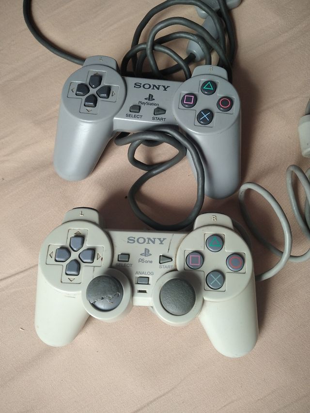 Mandos viejosplay station