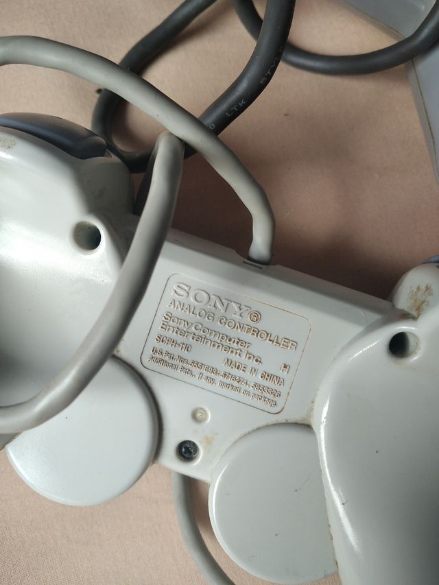 Mandos viejosplay station