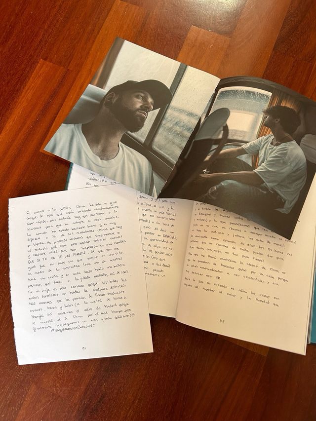 Libro Around The Corner