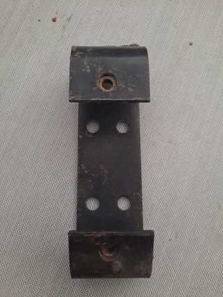 RENAULT TRAFIC soporte parachoques tras