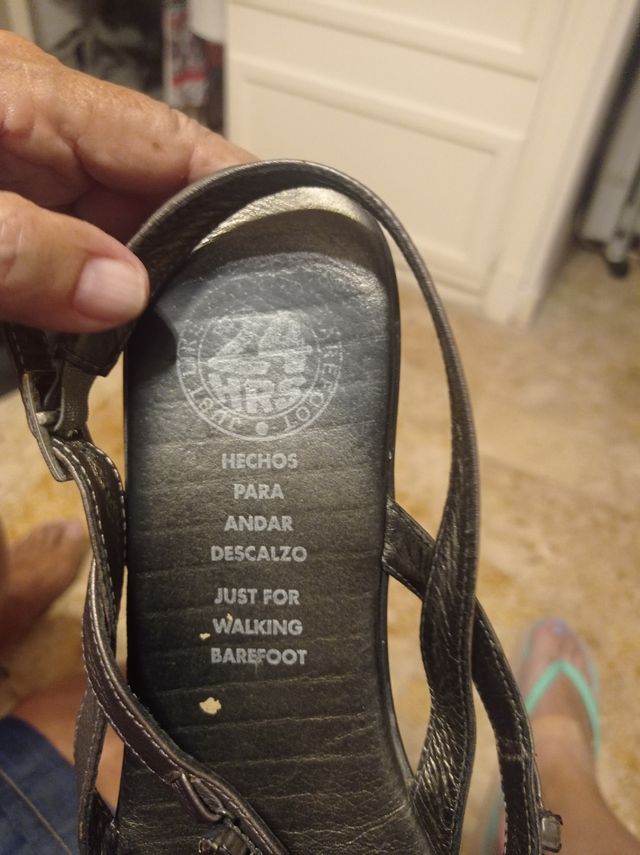 Sandália tamanho 42