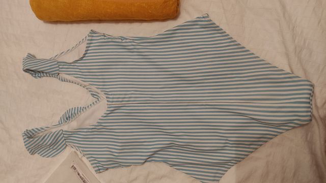 Bañador rayas azul y blanco con volantes