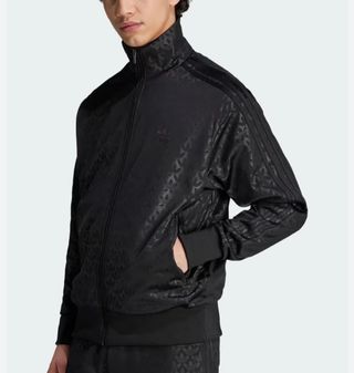 Chaqueta adidas A ESTRENAR