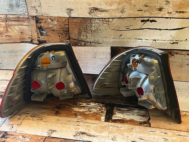 BMW SERIE 3 E 46 FAROS TRASEROS