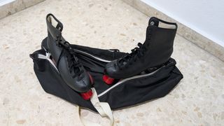 Patines 4 ruedas talla 37 color negro