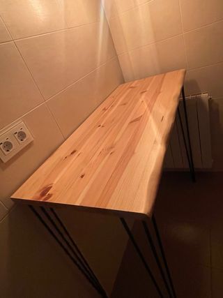 Mesa alta madera y patas metalicas