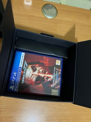 TEKKEN 7 + REVOLUTION PRO CONTROLLER