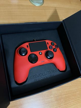 TEKKEN 7 + REVOLUTION PRO CONTROLLER