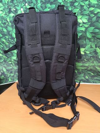 Mochila táctica 45 L negro de senderismo y montaña