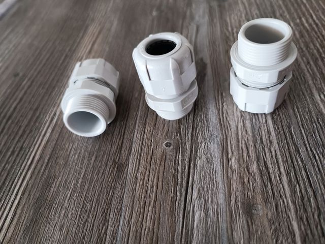 Pressacavi set da 7 pezzi