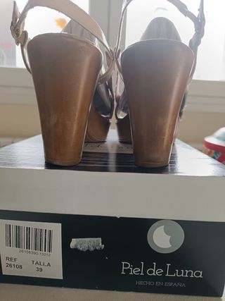 Sandalias veraniega de tacón