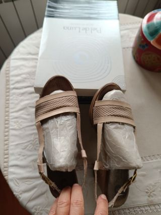 Sandalias veraniega de tacón