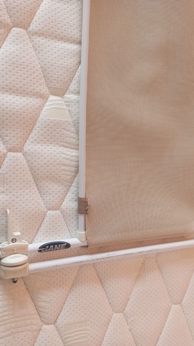 Barra protección cama