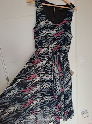 Vestido asimétrico sin estrenar talla M grande
