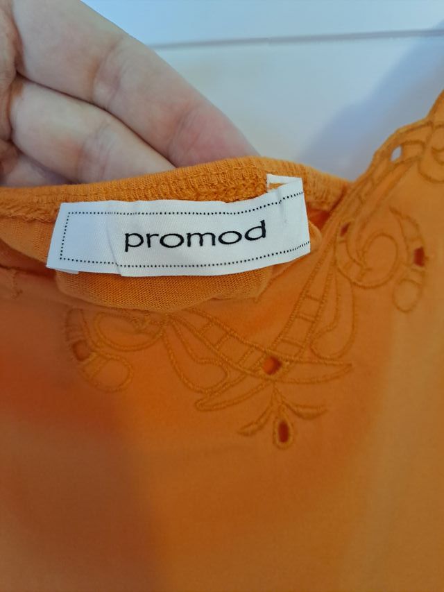 Top de tirantes color naranja Promod sin estrenar