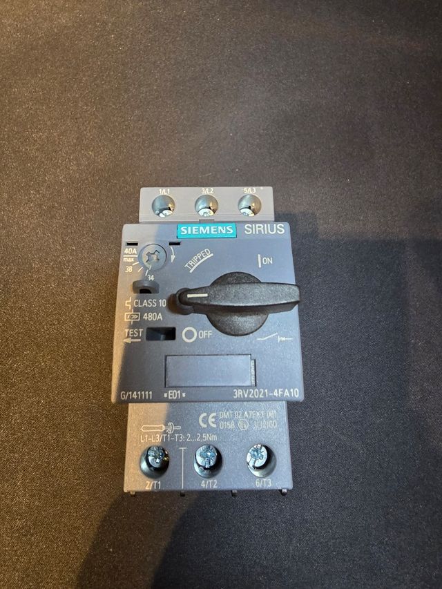 Interruptor Siemens SIRIUS 3RV2021-4FA10