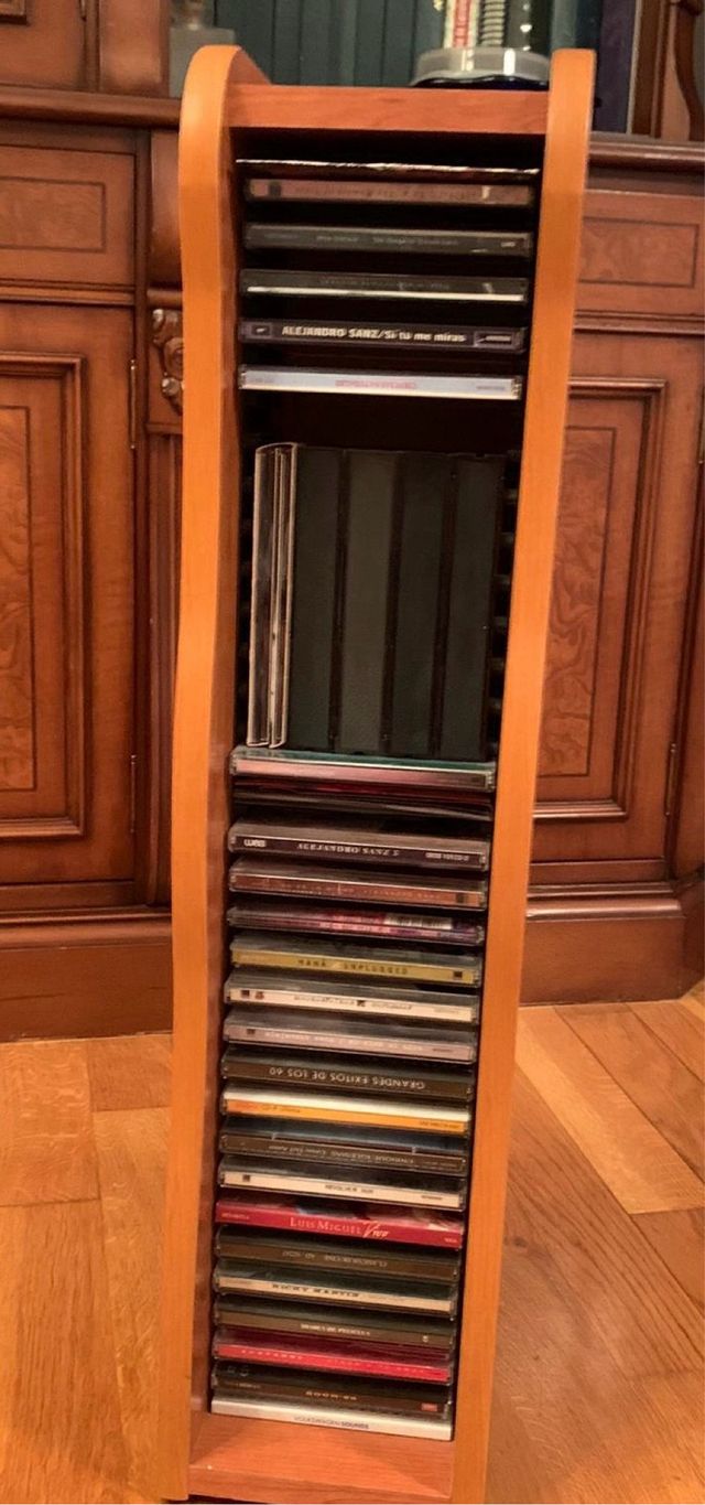Mueble auxiliar para CD’S
