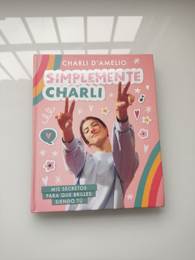 Libro Charli Damelio
