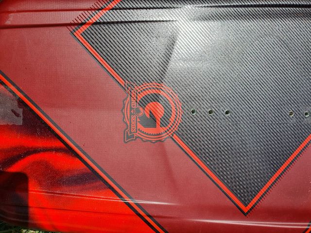 Tabla Wakeboard Liquid Force 136 (Grind Series)