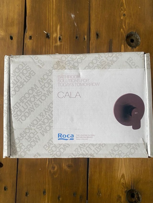 Nova torneira de casa de banho Roca Cala