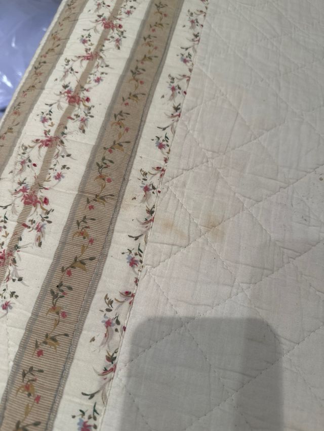 Colcha Cama grande reversibl 250x 245  2 cojines